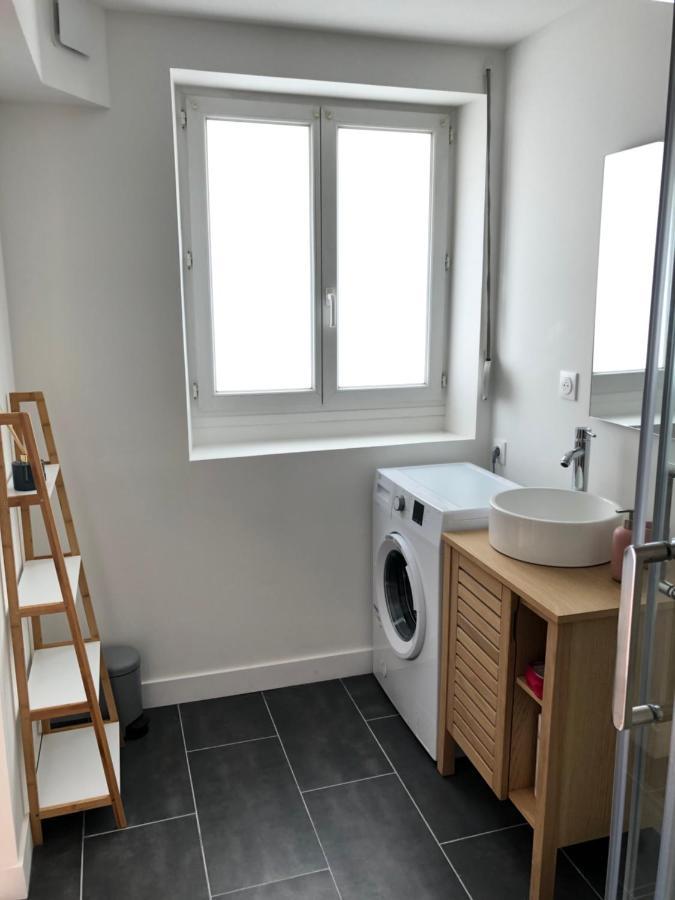 Blue Studio Cosy Et Calme Proche Du Centre Avec Tv Et Wifi La Rochelle  Bagian luar foto