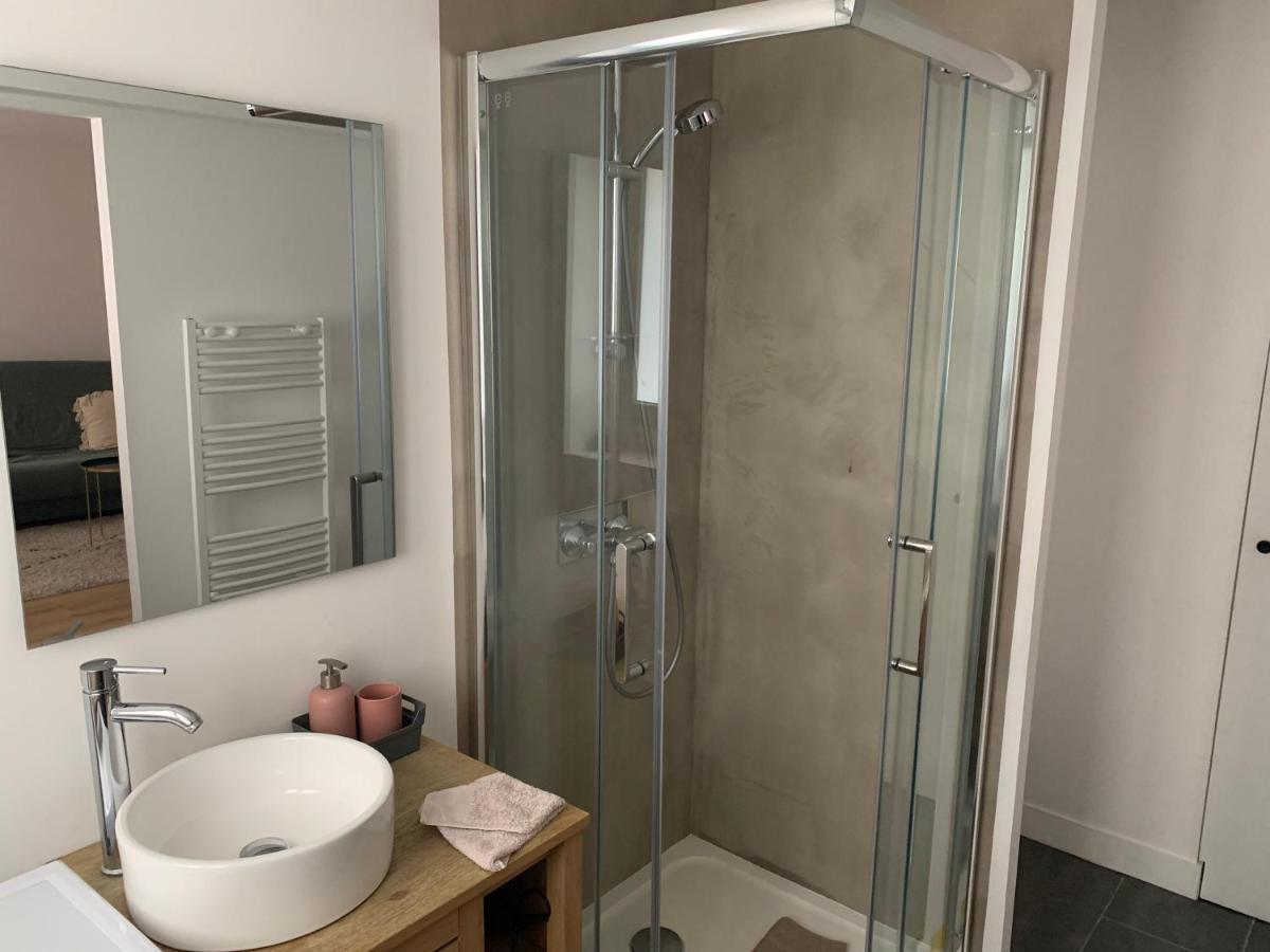 Blue Studio Cosy Et Calme Proche Du Centre Avec Tv Et Wifi La Rochelle  Bagian luar foto